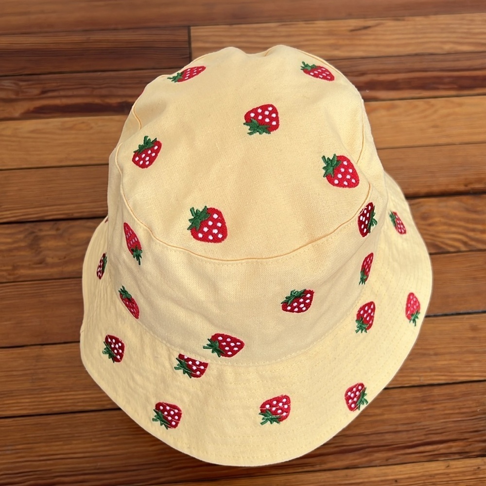 Adorable Yellow Bucket Hat with Strawberry Embroidery - One Size - Picture 2 of 5
